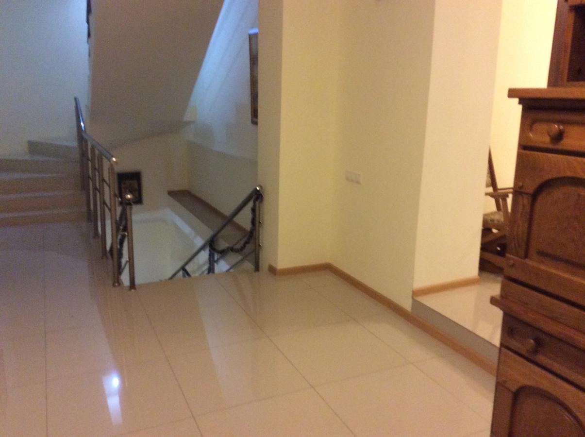 Bonjour Guest House Erivan Exterior foto